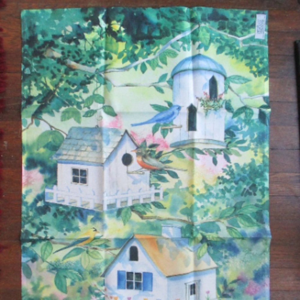 Springtime Bird House Garden Art Flag vintage Toland Bird Haven 909